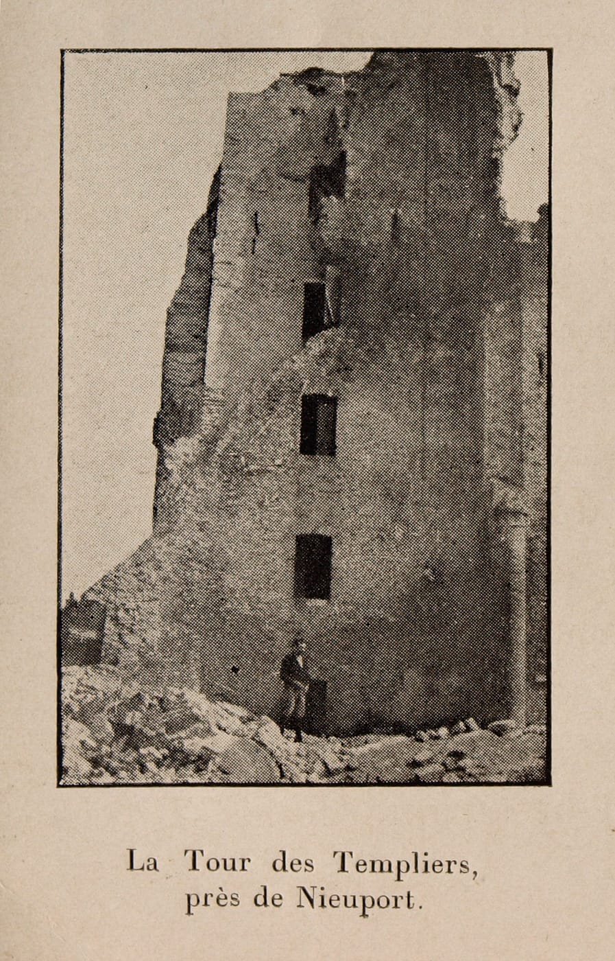 De Tempelierstoren in puin, 1915